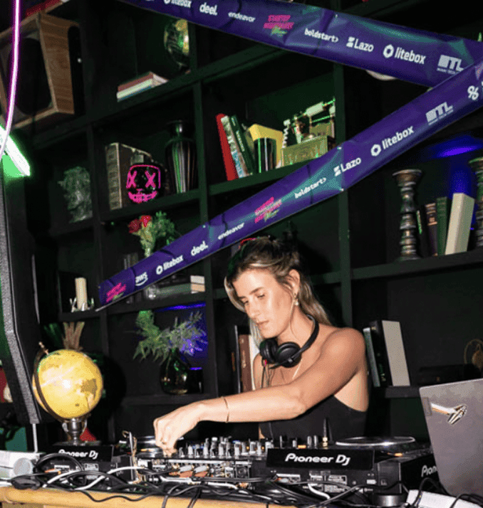 Sponsors of the startup and innovation event: Roar Media, Mana Tech, AWS, Startup Nightmare.